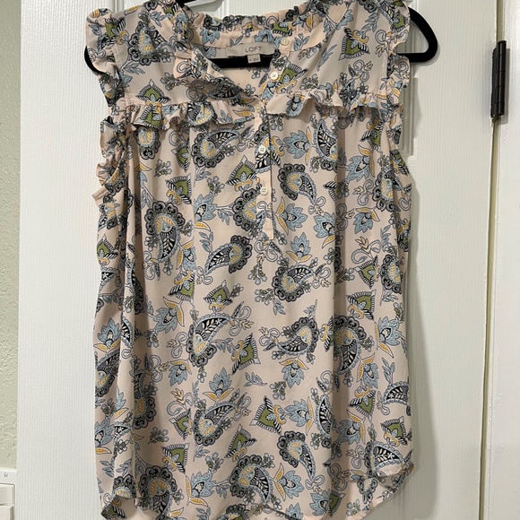 Loft - Floral Paisley Ruffle Henley Shell - Picture 4 of 5